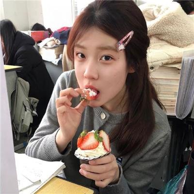 愤怒的浪花一朵朵